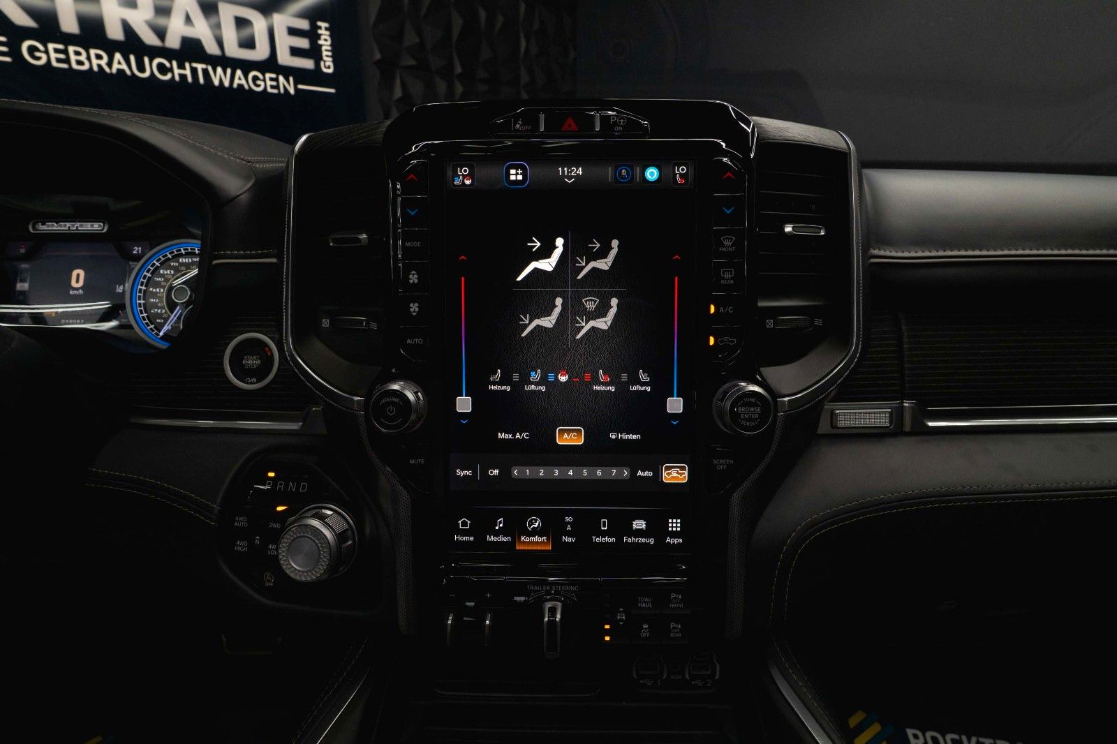 Fahrzeugabbildung Dodge RAM 5.7 V8 HEMI 4x4 LIMITED 10TH ANNIVERSARY ACC