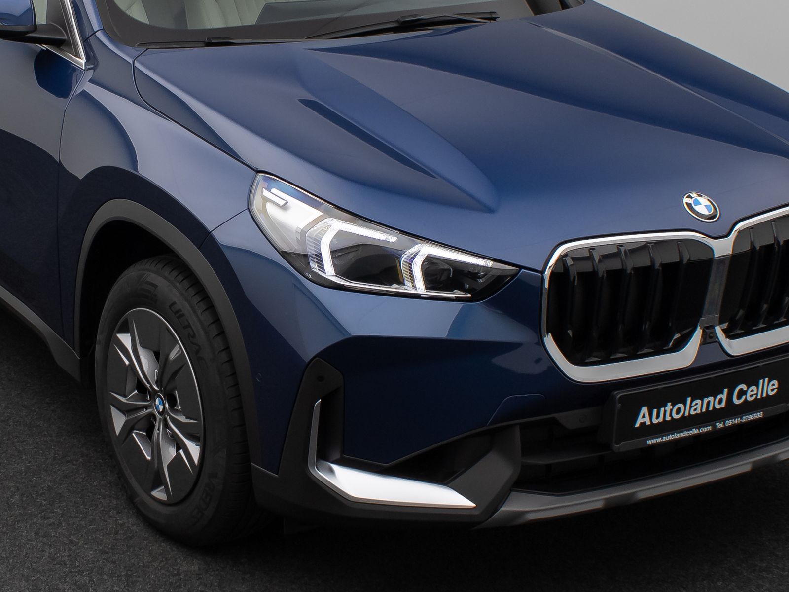 Fahrzeugabbildung BMW X1 xD23i Panorama 360° HUD H/K AHK Komfort Sport