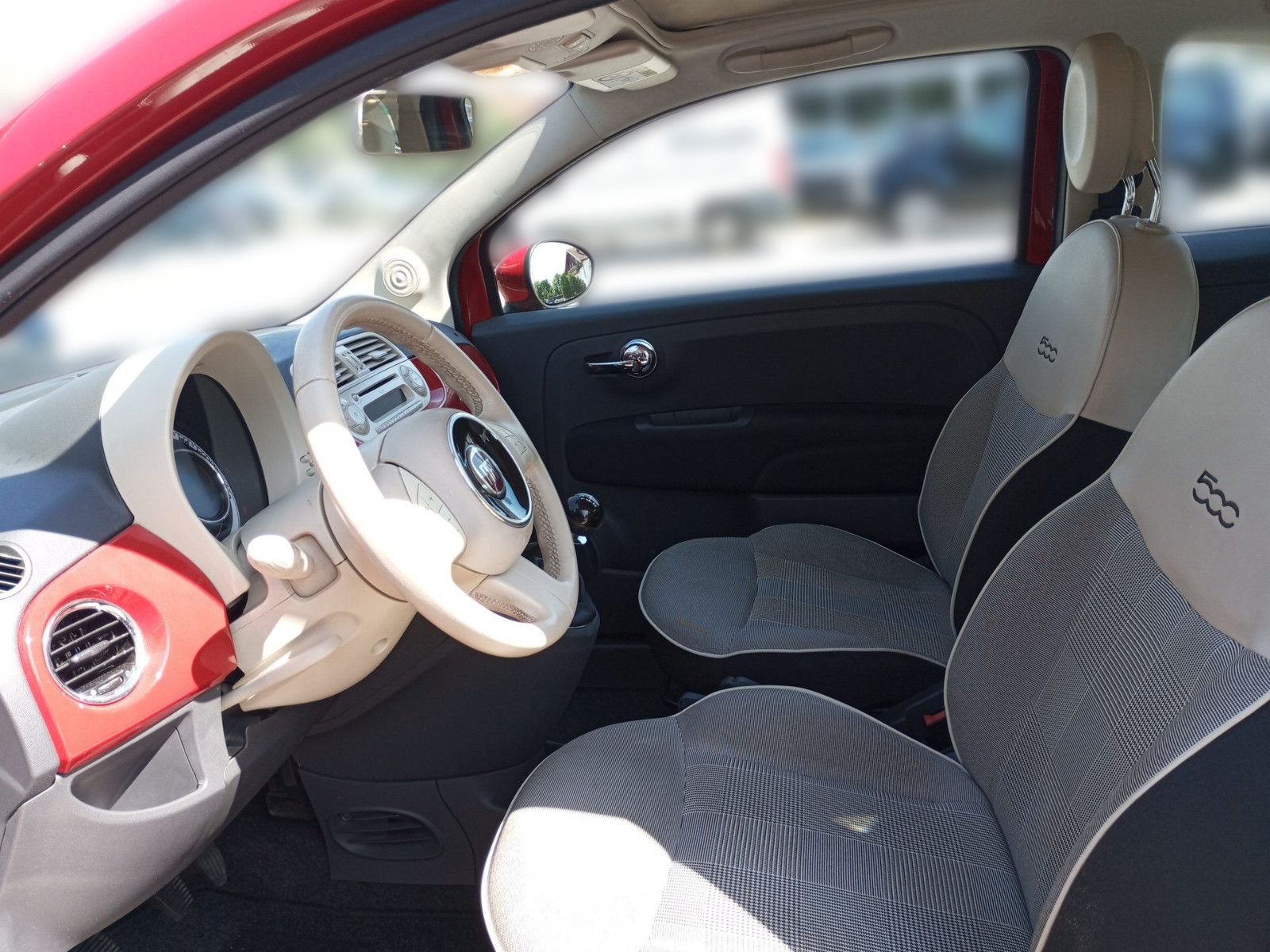 Fahrzeugabbildung Fiat 500C 1,2 Lounge Klima PDC Alu