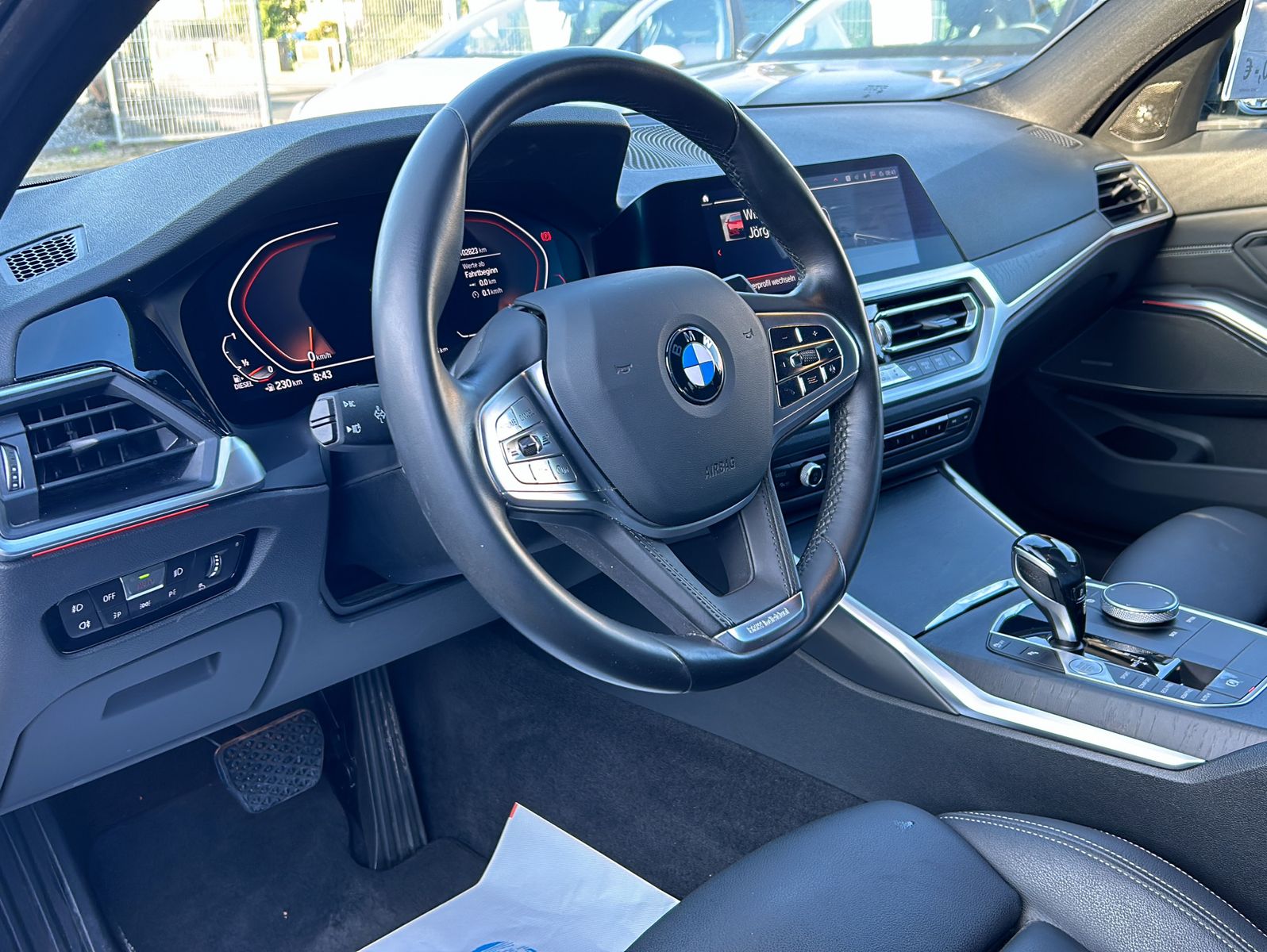 Fahrzeugabbildung BMW 320 d TouringSport Line