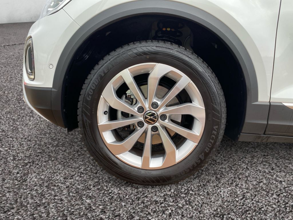 Fahrzeugabbildung Volkswagen T-Roc 1.5 TSI Style 3 NW Garantie ACC Standheizu
