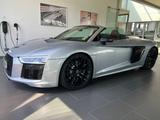 Audi R8 Spyder 5.2 FSI qua *MagneticRide|VC|B&O* - silberne Audi R8