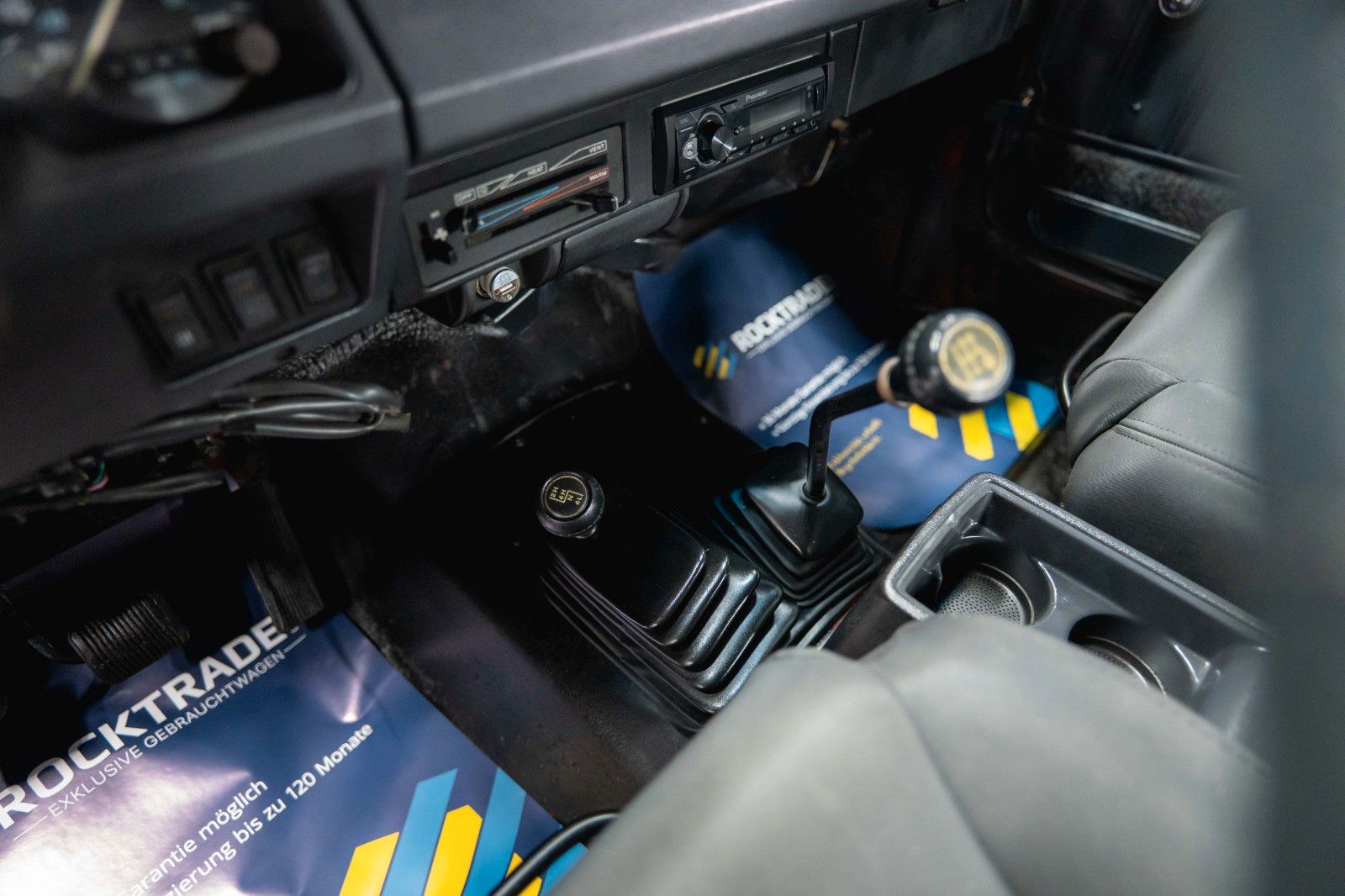 Fahrzeugabbildung Jeep Wrangler 4.0 Offroad 4x4 H-Zulassung *HardTop*