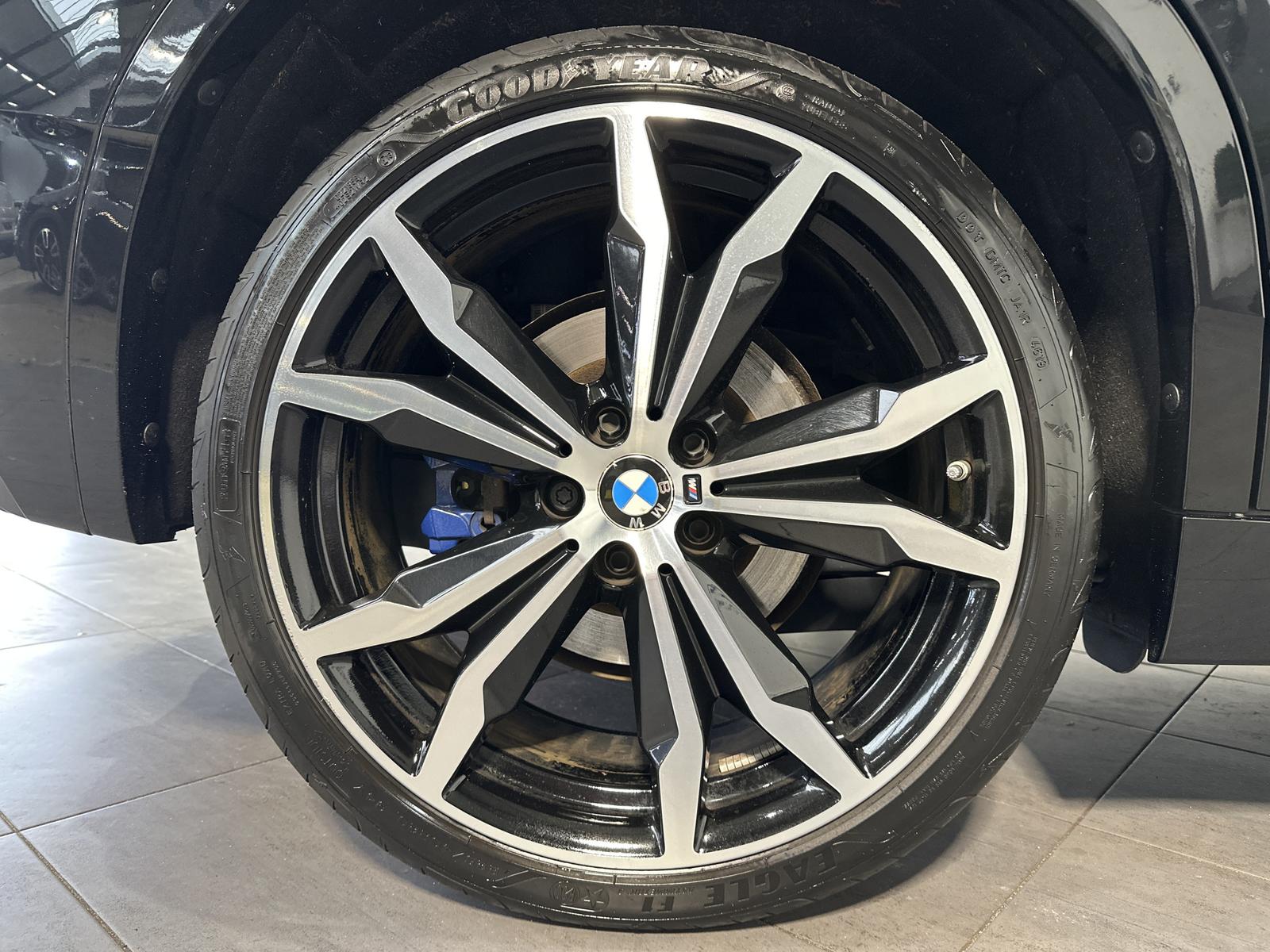 BMW X2 xDrive25d M-Sport NAV+LED+PANO+AHK+KAM+20ZOLL