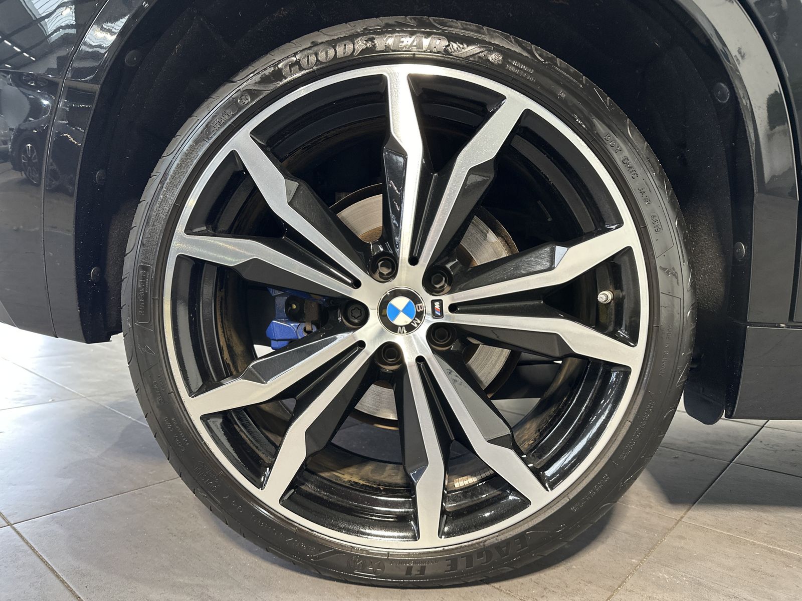 Fahrzeugabbildung BMW X2 xDrive25d M-Sport NAV+LED+PANO+AHK+KAM+20ZOLL