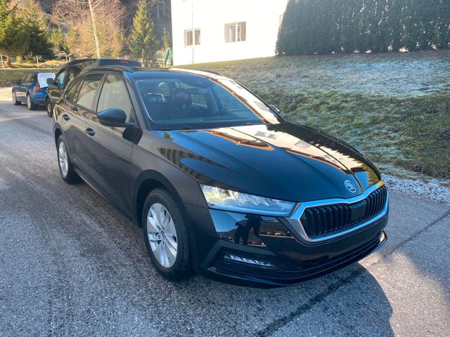 Skoda Octavia Combi Ambition 1,5 TSI ACT e-TEC, DSG...