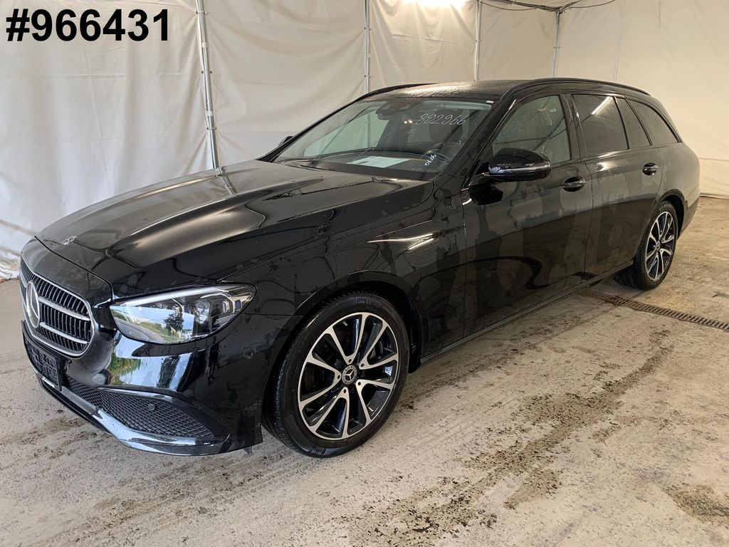 Image of Mercedes-Benz E 220