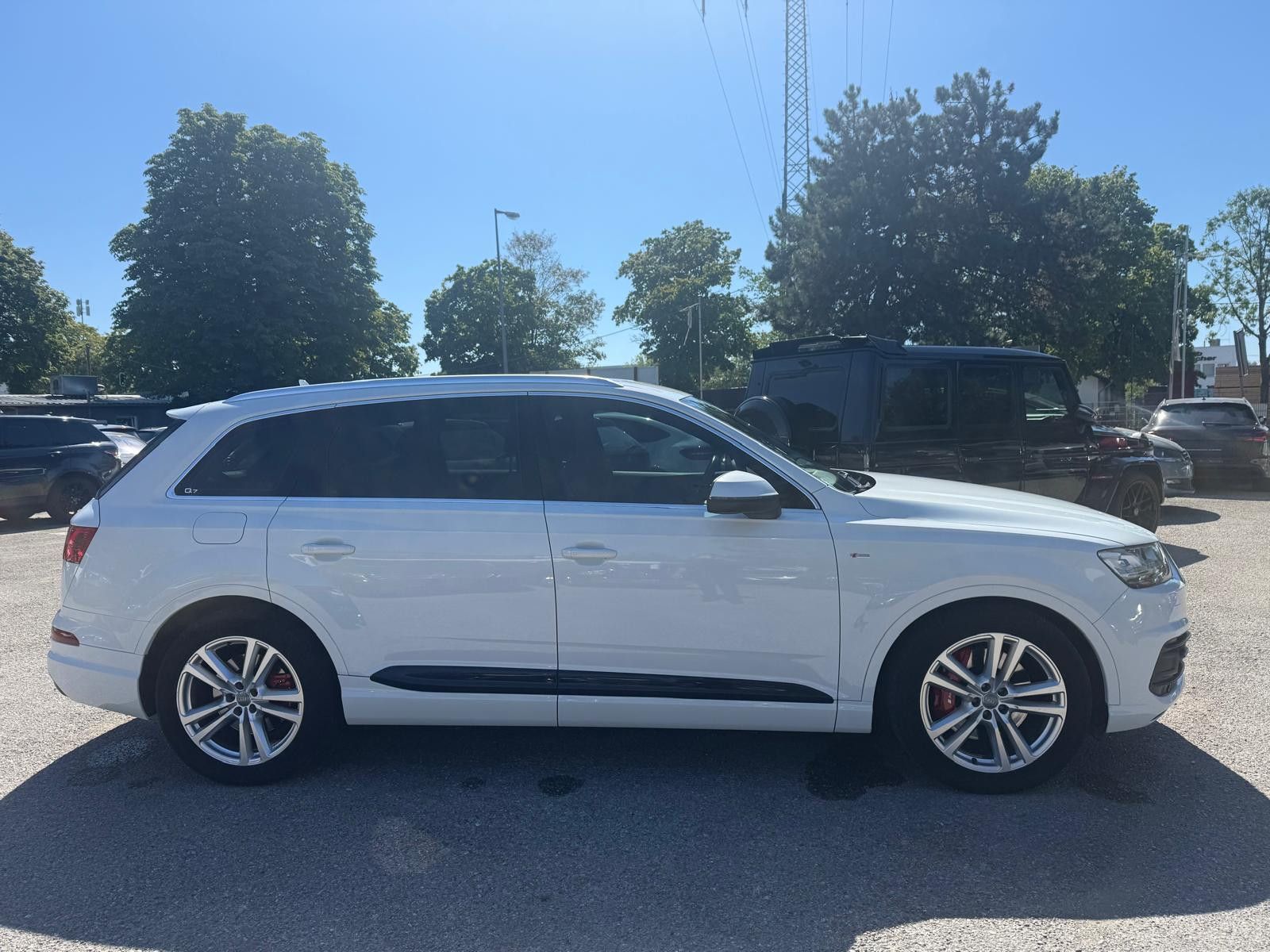 Audi Audi Q7 3.0 TDI quattro 3 X S Line Sport*7 Sitze*B