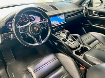 Porsche Cayenne - 11