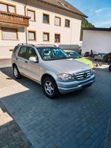 Mercedes-Benz Mercedes ML 320 (W163) - Mercedes-Benz ML 320 aus 2000