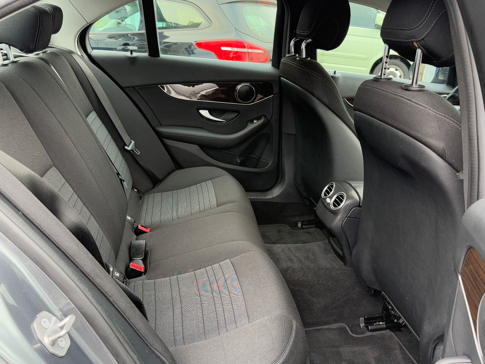 Fahrzeugabbildung Mercedes-Benz C 300de Limo Avantgarde Hybrid 9G DAB GRA Navi