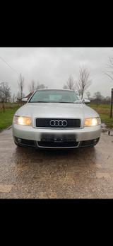 Audi A4 2.0L Automatik,TÜV NEU,Klima,PDC,w... - Audi A4 aus 2002: 2.0