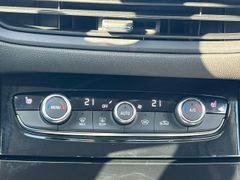 OPEL Grandland Ultimate Plug-in-Hybrid KLIMA,NAVI,PDC