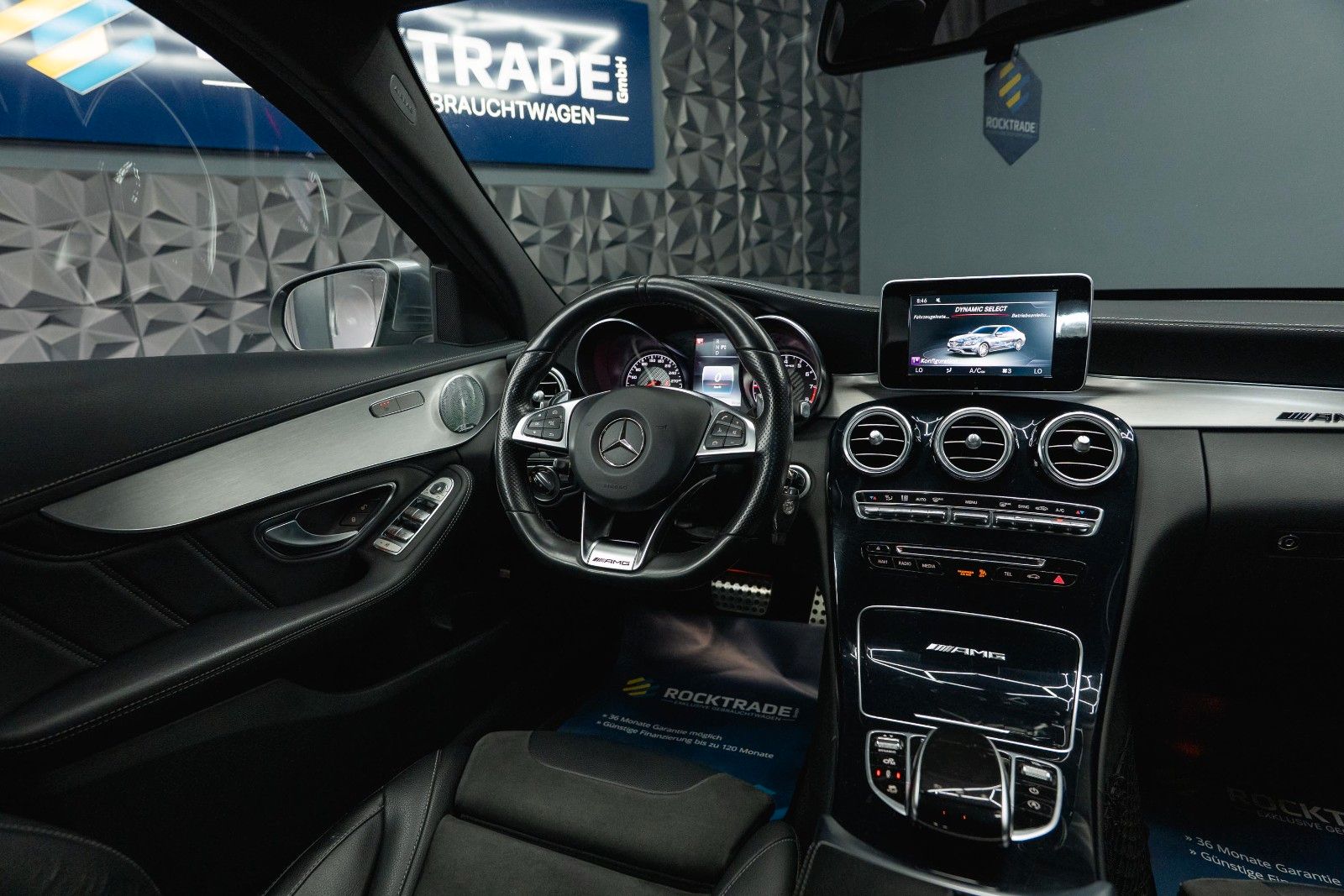 Fahrzeugabbildung Mercedes-Benz C 63 AMG Lim. | BURMESTER | LED | Top Zustand