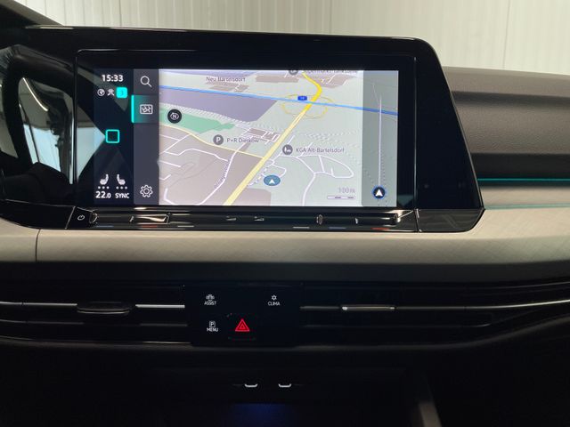 Golf VIII Life 1.0 eTSI DSG NAVI ACC SHZ