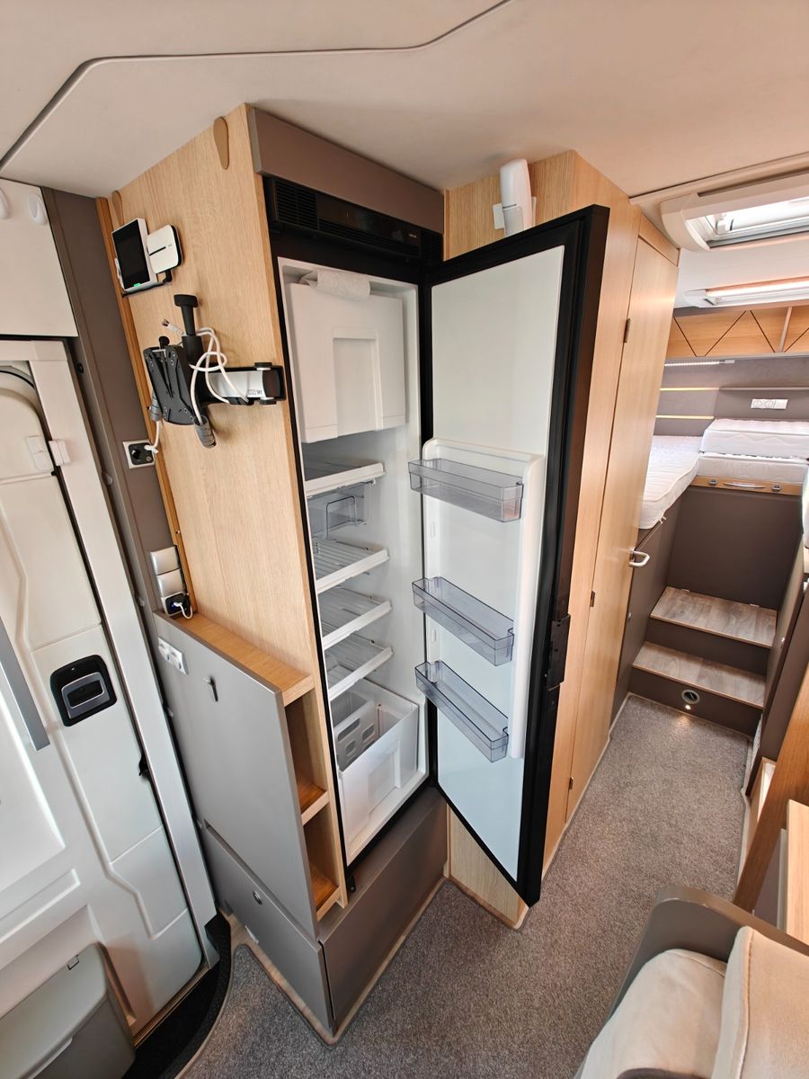 Fahrzeugabbildung LMC Tourer Lift H 730 G - Luftfeder, Winterpaket -
