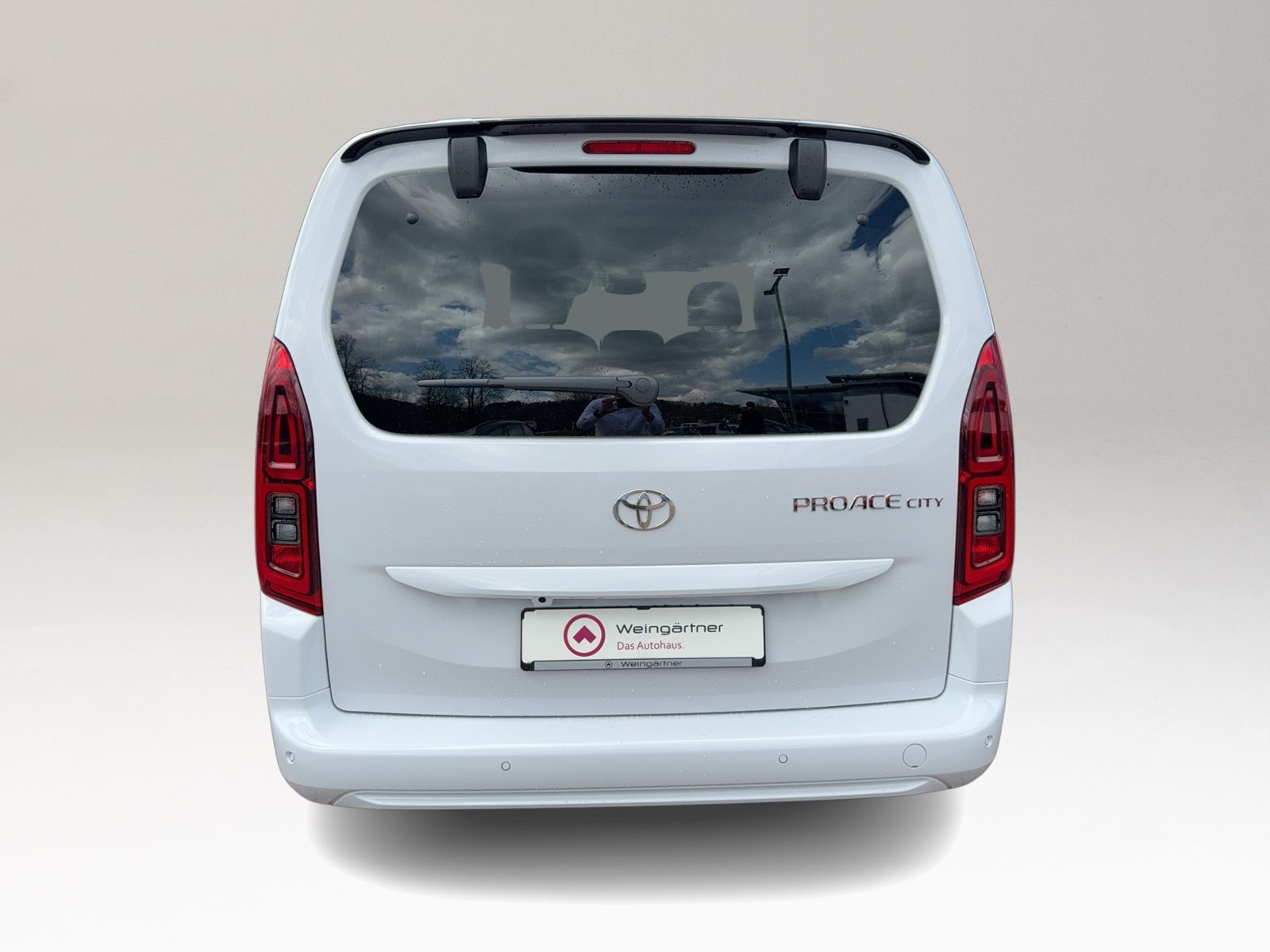 Proace City Verso 1.5 D-4D L1 Team D S Automatic
