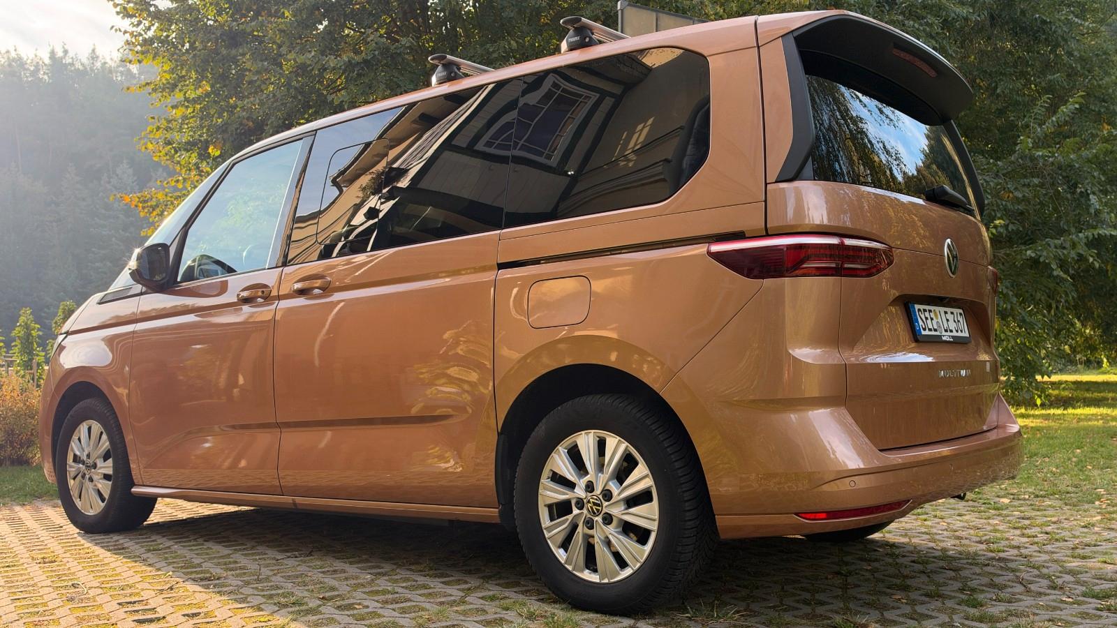 Volkswagen T7 Multivan 1,5 TSI OPF DSG Life Life