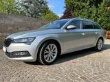 Skoda Superb Combi Style KLIMA/KEYLESS/NAVI - Skoda Superb in Frankfurt (Main)