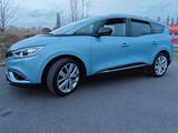 Renault Grand Scenic TCe 140 GPF Limited Limited - blaue Renault Grand Scenic