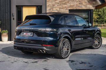 Porsche Cayenne - 8