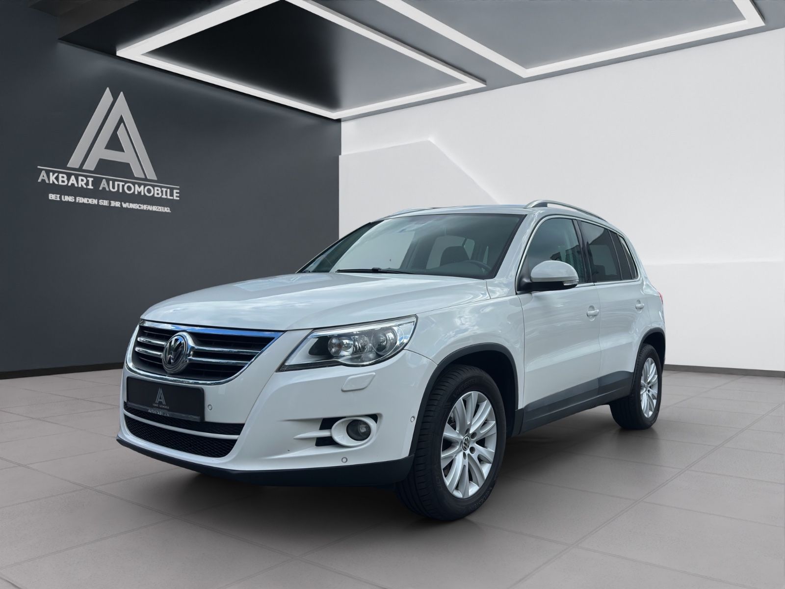 Fahrzeugabbildung Volkswagen Tiguan Team 4Motion*1.Hand*Automatik*2.0*TDI