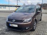 Volkswagen Touran1.6TDI CUP,  NAVI, AHK, MP3 ...Top-Zustand - VW Touran Gebrauchtwagen in München