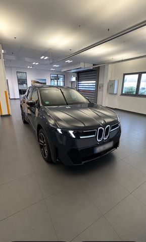 BMW iX3 50 xDrive -