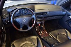 Fahrzeugabbildung Mercedes-Benz SL280 Roadster Automatik Leder Xenon Sitzheizung
