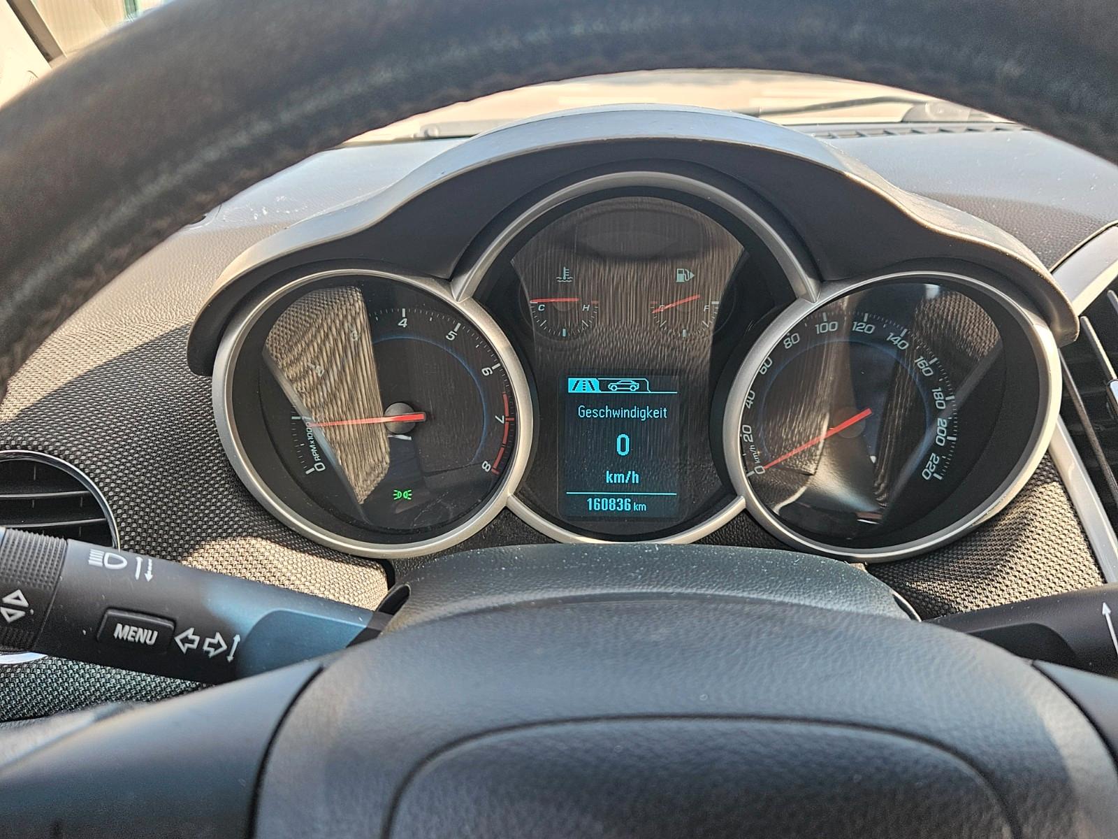 Chevrolet Cruze 2014 — photo 11