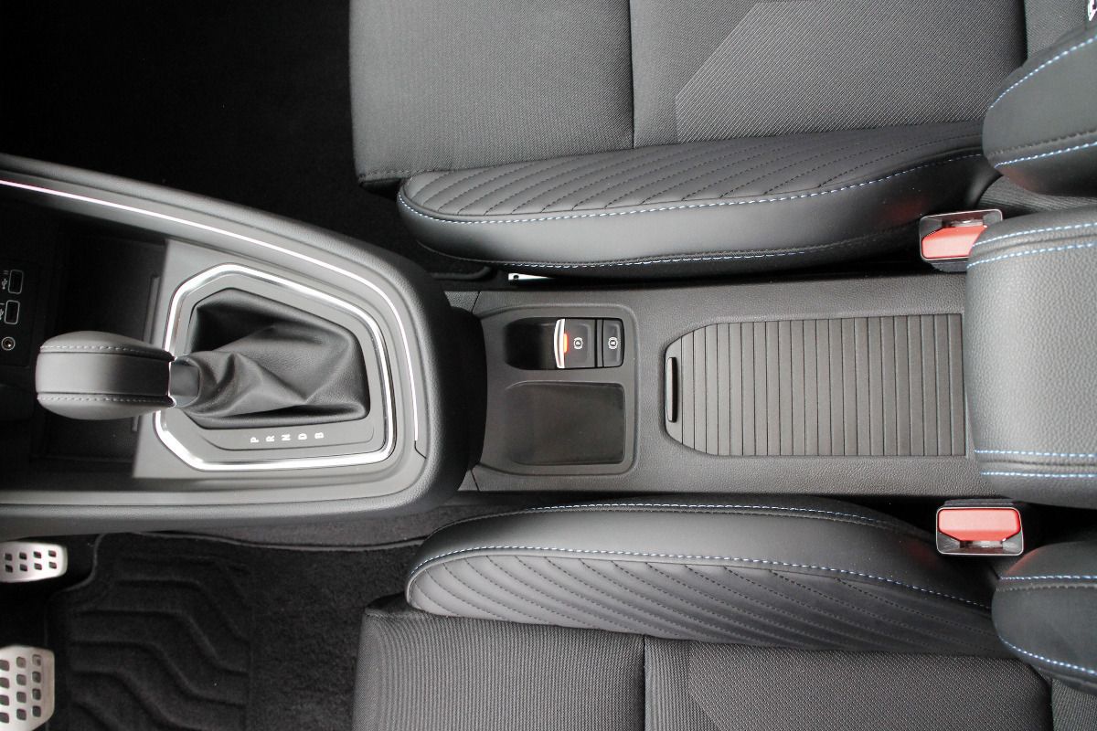 Fahrzeugabbildung Renault Clio ESPRIT ALPINE E-TECH FULL HYBRID 145