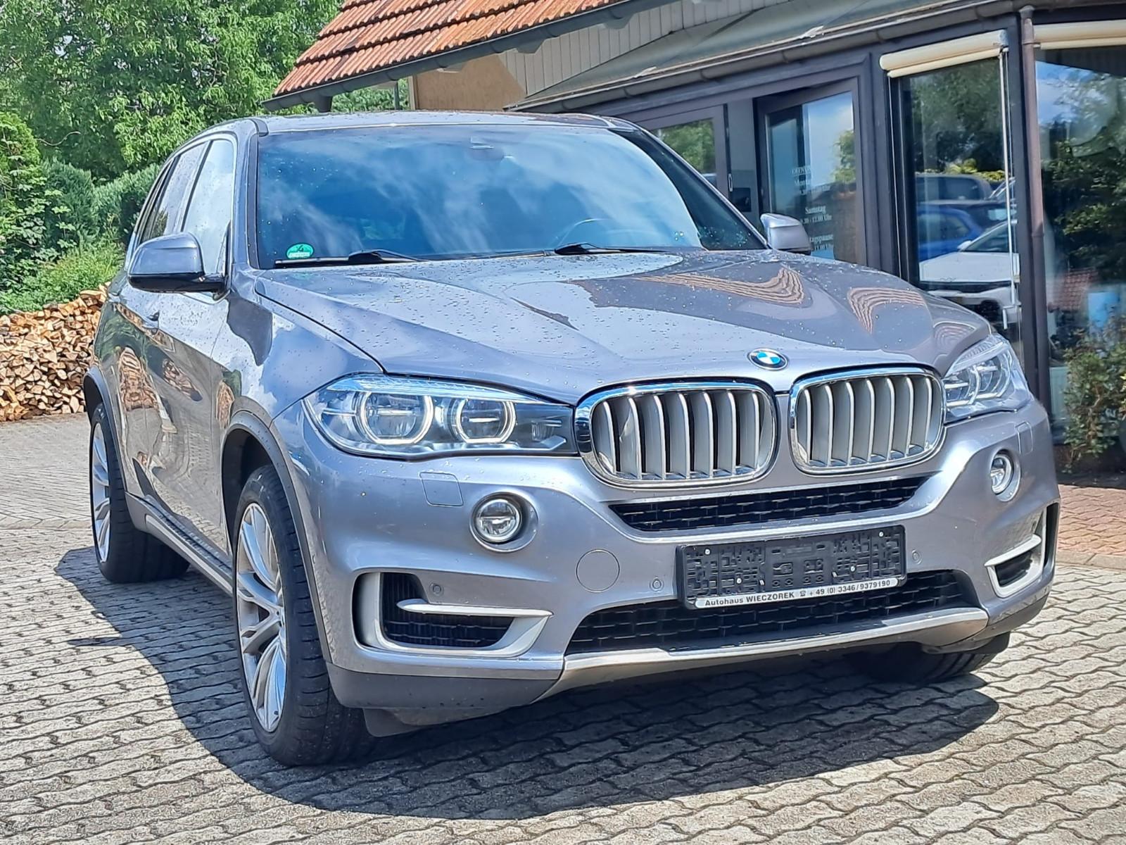 BMW X5 xDrive 50 i Head UP;Leder,Panorama,Memory