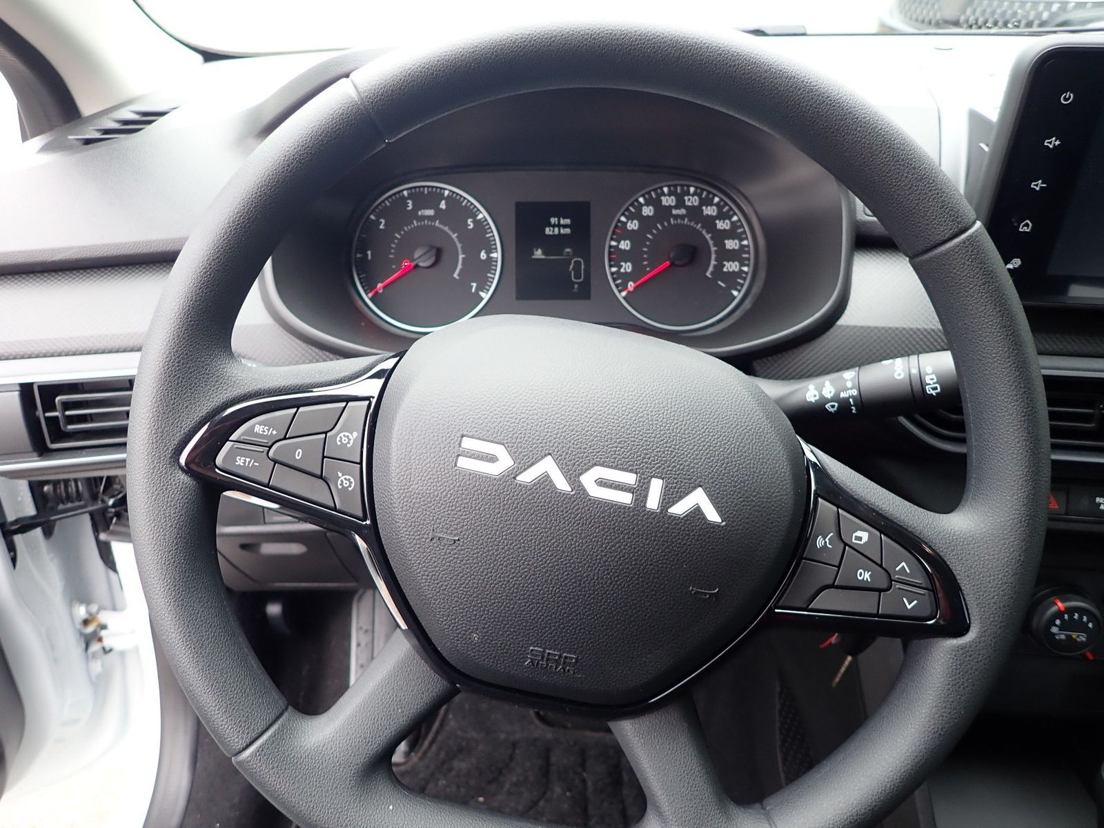 Fahrzeugabbildung Dacia Sandero Essential SCe 65