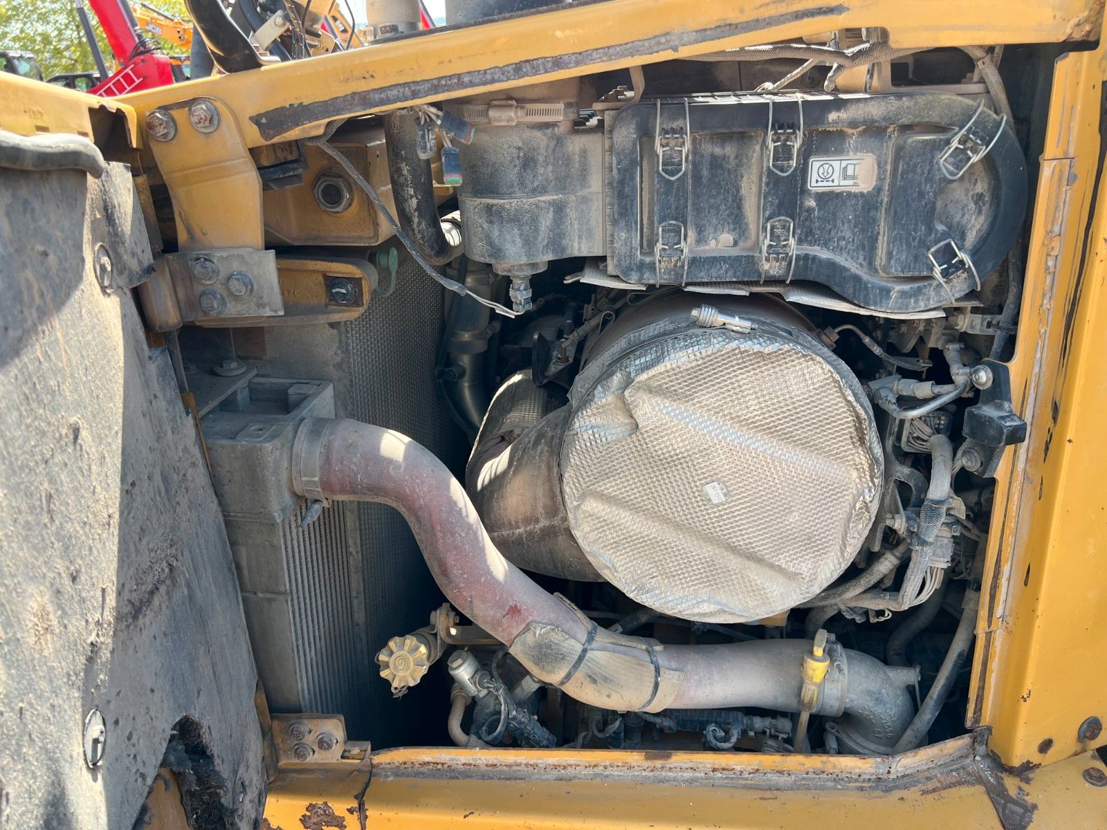 Fahrzeugabbildung CAT D6T LGP / 2014 / 16.261h / Klima / Ripperventil