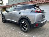 Peugeot 2008 Allure Pack LED NAVI 3D DIGITALLTACHO - Peugeot 2008: 3.2