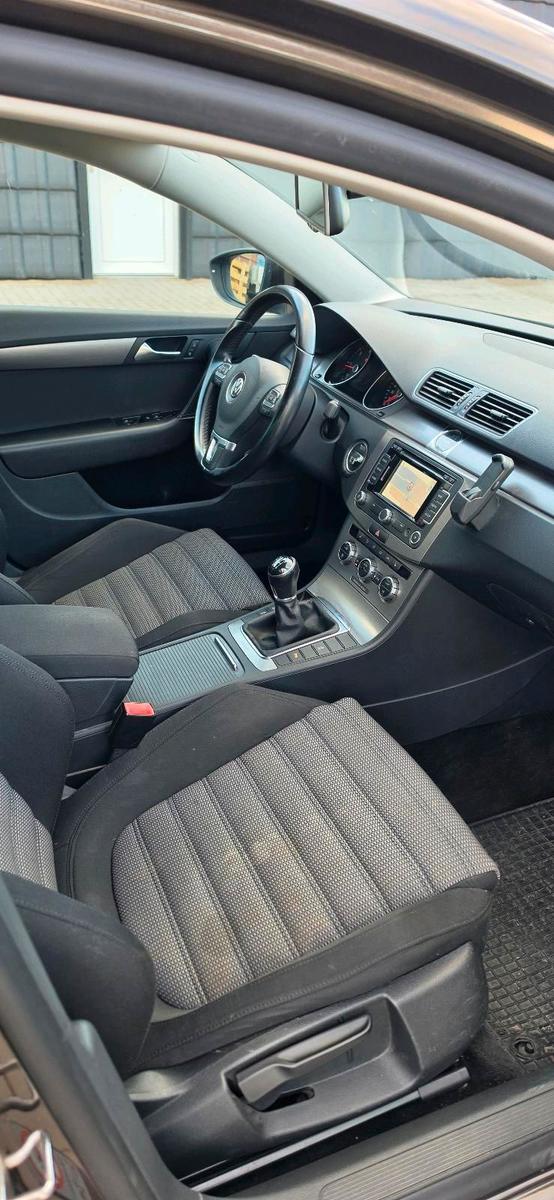 Volkswagen Passat 2013 — photo 9