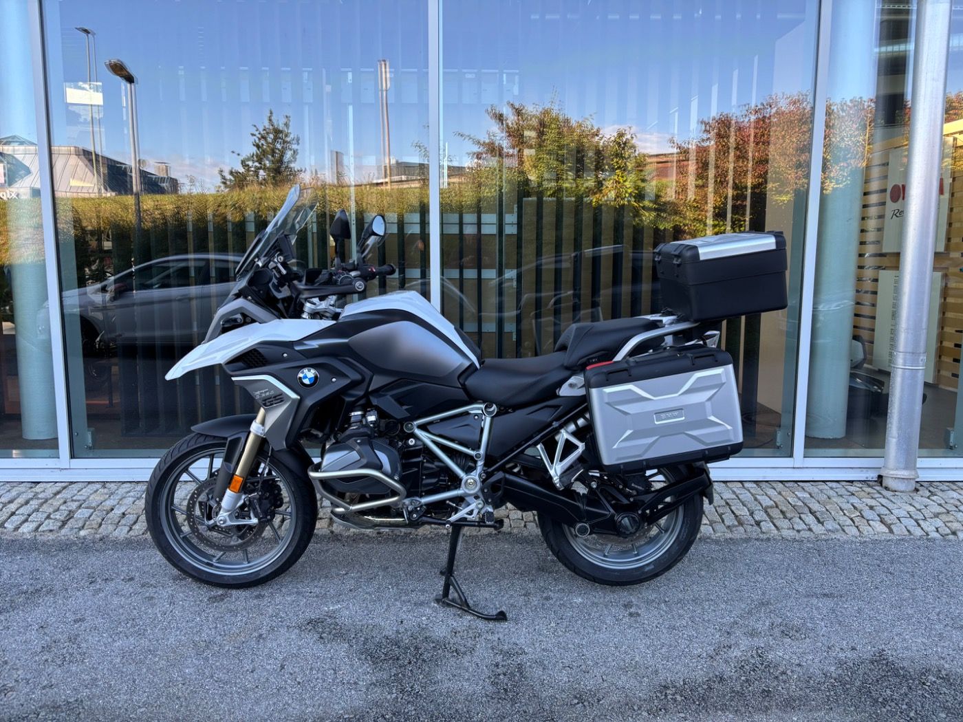 Fahrzeugabbildung BMW R 1250 GS Sitzheizung, 4 Pakete