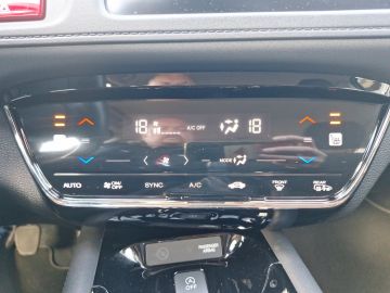 Honda HR-V Elegance 1.5 °Tempomat°AAC°SHZ°NSW°PDC°