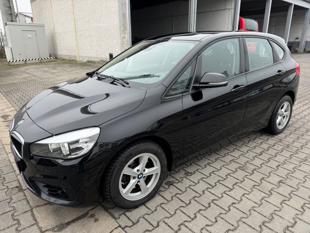 BMW 218i Active Tourer°AHK°PDC°SITZHEIZUNG°