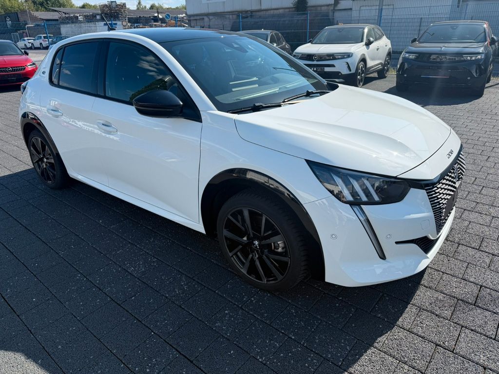 Image of Peugeot e-208