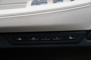 BMW 745 - 12