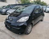 Peugeot 107 1.0 68CV 3p. Sport - gebrauchte Peugeot 107 aus dem Jahr 2008