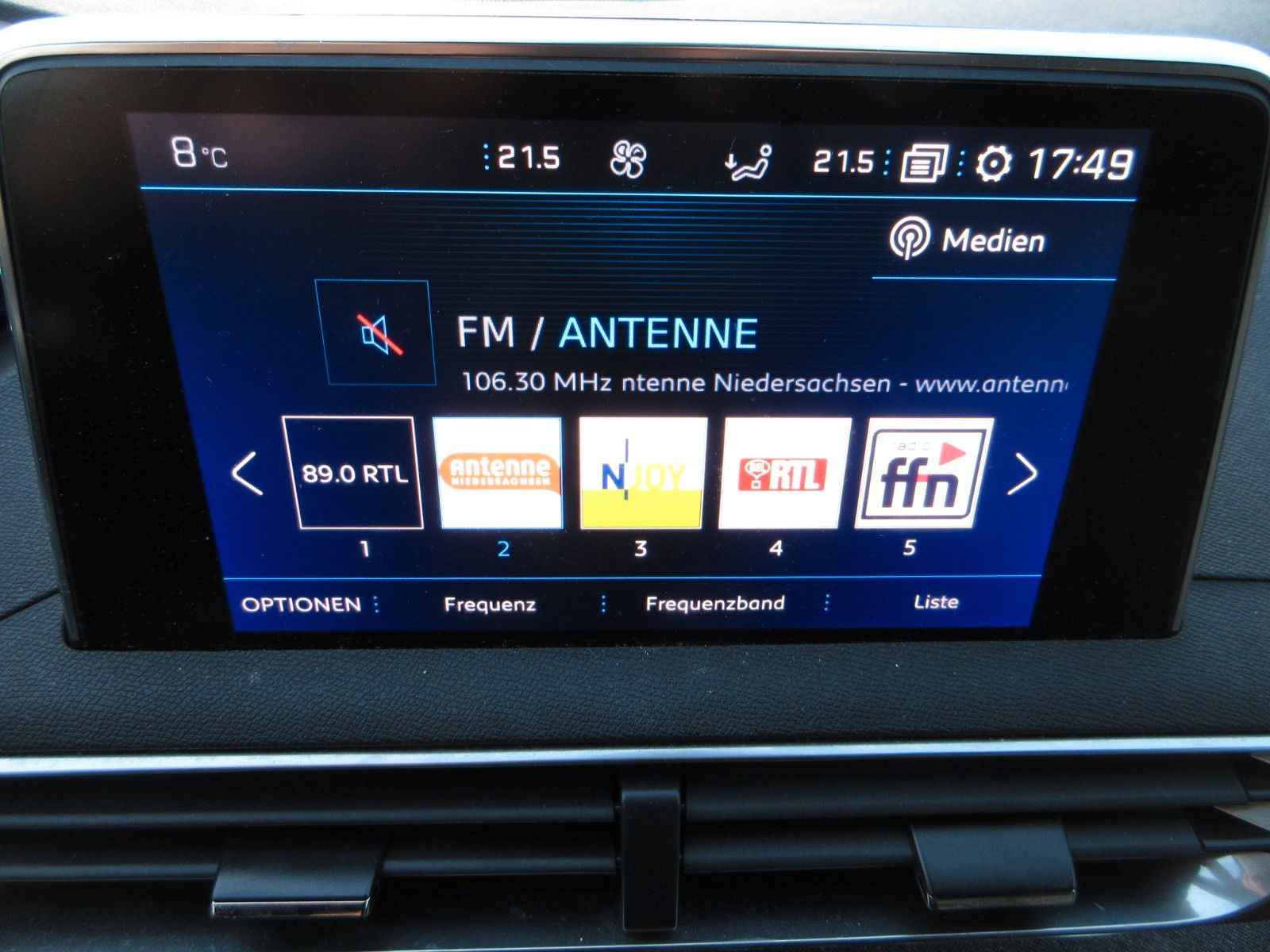 Fahrzeugabbildung Peugeot 5008 GT-LINE 1.5D LED/SHZ/VOLLLEDER/360°CAM