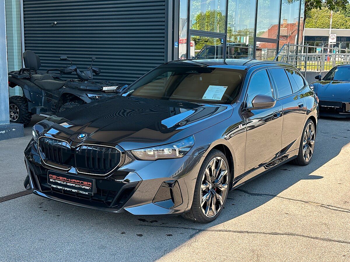 BMW 520i Touring M-Sportpaket PRO Aut. / AHK / Pa...