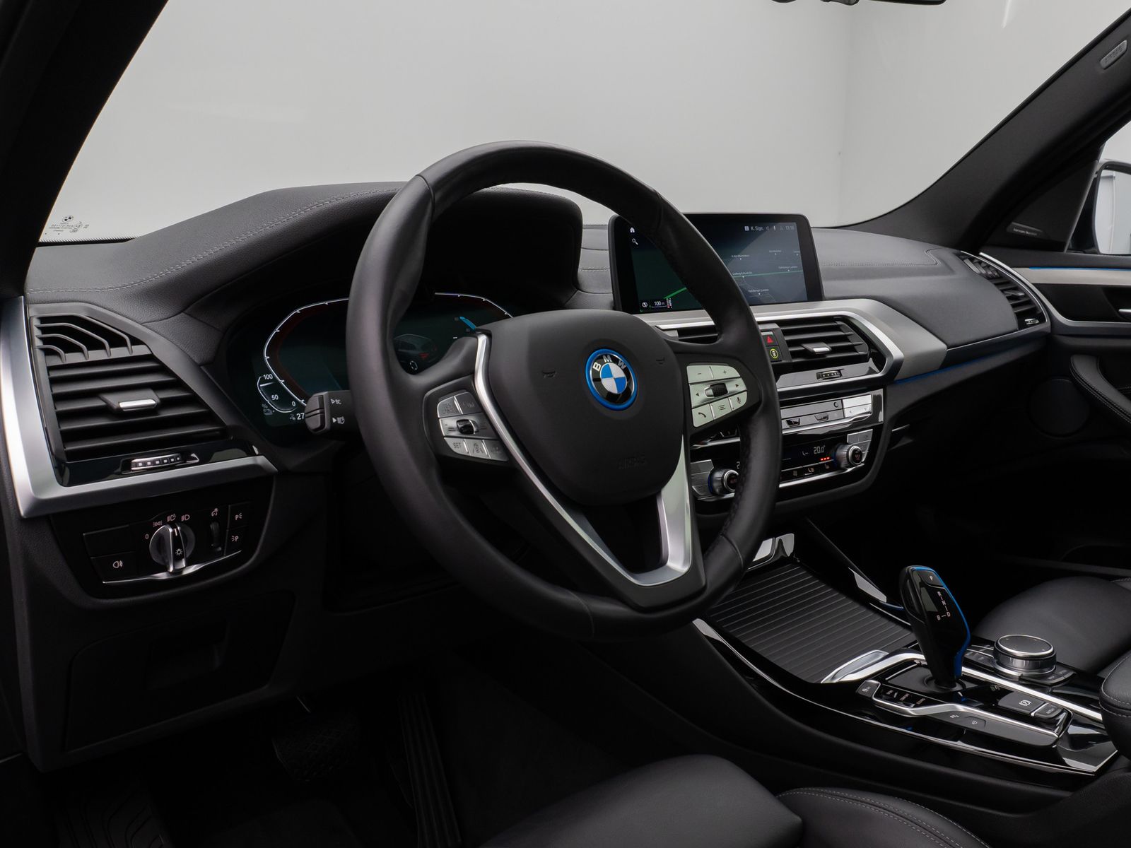 Fahrzeugabbildung BMW iX3 Impressive 360° H/K HUD DAB Panorama 20Zoll