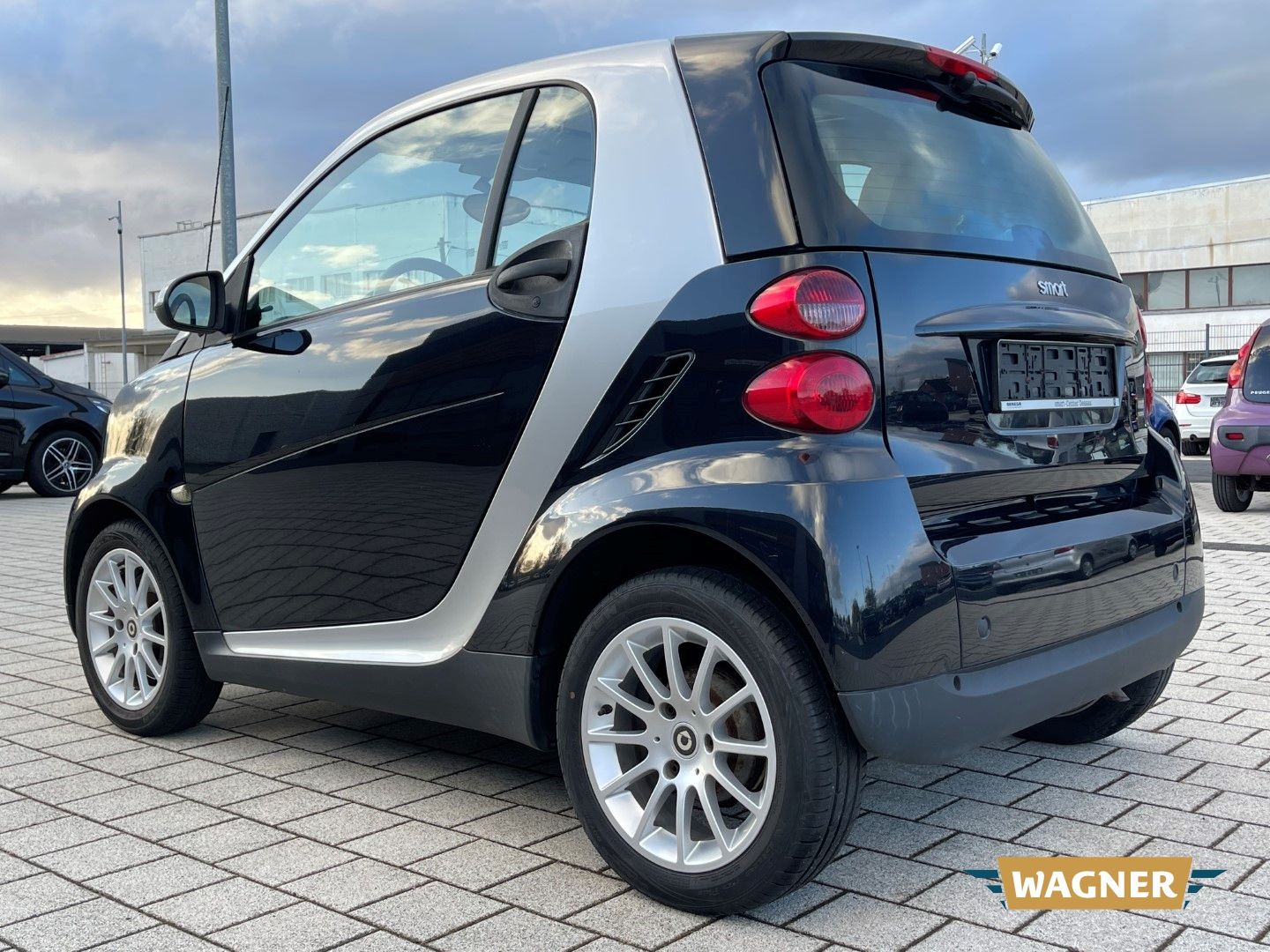 Fahrzeugabbildung Smart fortwo Passion  Klimaanlage TÜV 06/2027