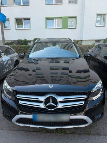 MERCEDES-BENZ Mercedes-Benz GLC 250 d  gepflegt  Panor...
