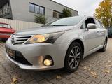 Toyota Avensis Kombi Edition * 139Tkm * 2 Hand * AHK1.8 - silberne Toyota Avensis