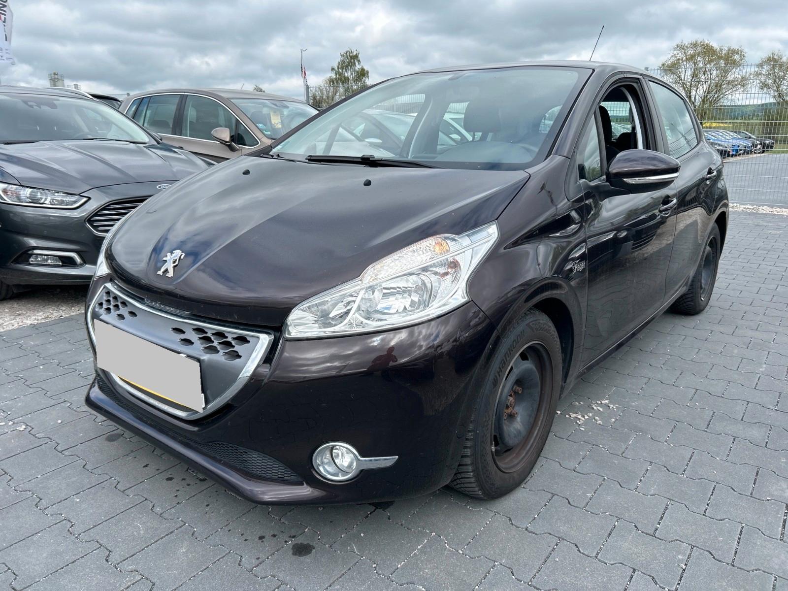Peugeot 208 1.4 eHDi Active AUTOMATIK/CHECKHEFT/PDC/NAVI