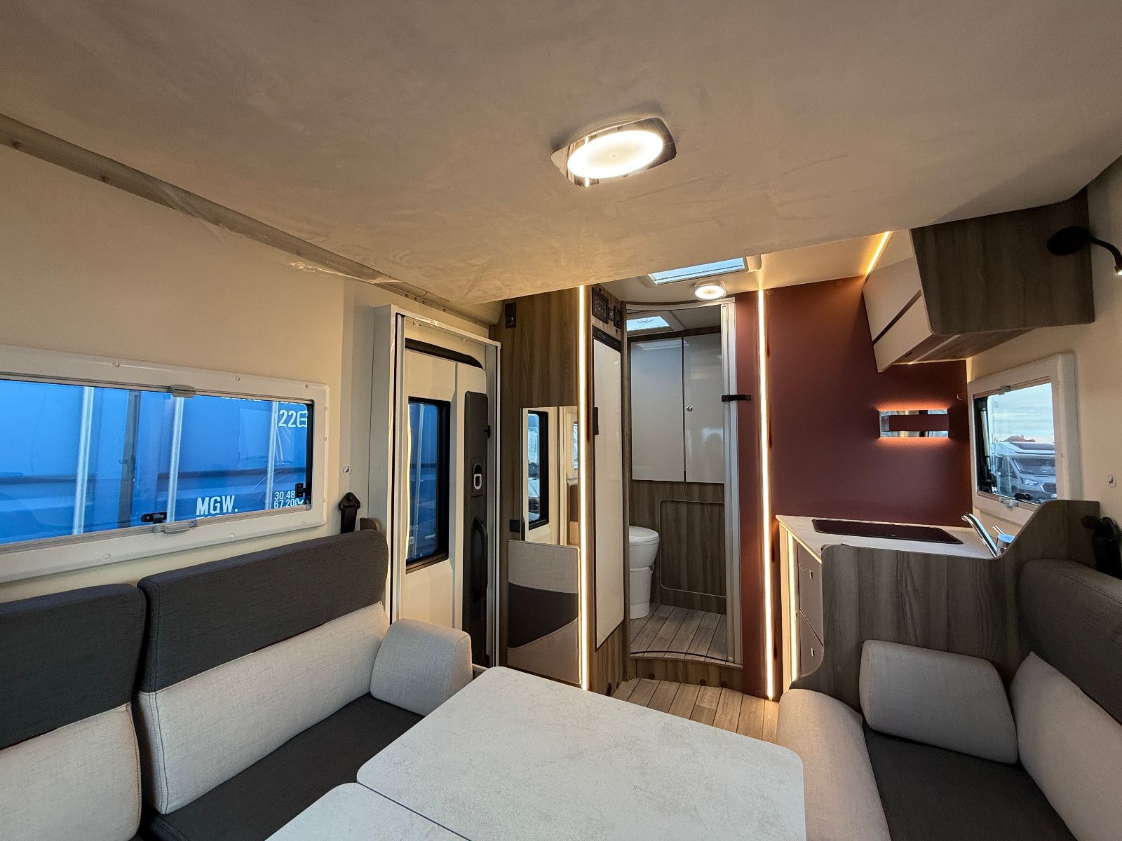 Fahrzeugabbildung Roller Team Kronos Fit 230 TL